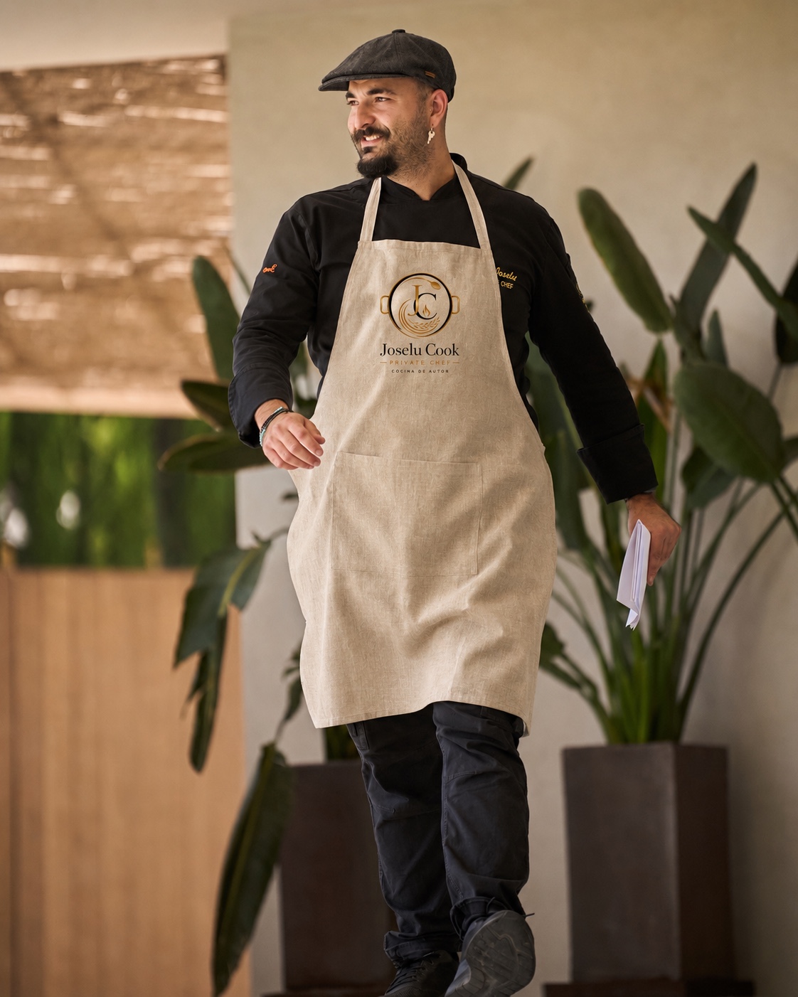 Joselu Cook, chef privado, en una villa de Mallorca